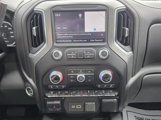 2022 GMC Sierra 2500HD 4WD Crew Cab Standard Bed Denali
