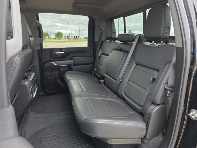 2022 GMC Sierra 2500HD 4WD Crew Cab Standard Bed Denali