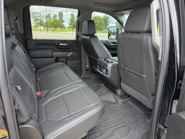 2022 GMC Sierra 2500HD 4WD Crew Cab Standard Bed Denali