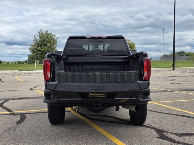 2022 GMC Sierra 2500HD 4WD Crew Cab Standard Bed Denali