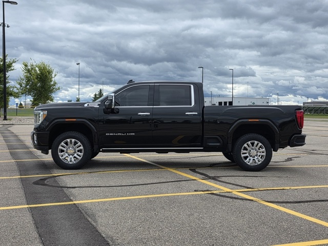 2022 GMC Sierra 2500HD 4WD Crew Cab Standard Bed Denali