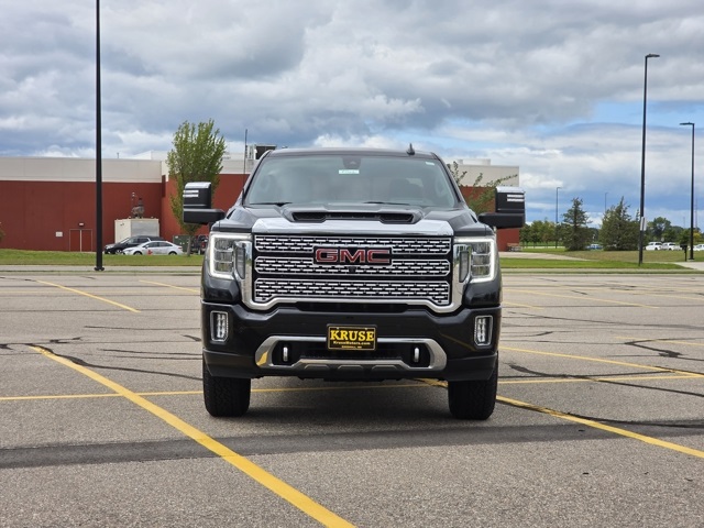 2022 GMC Sierra 2500HD 4WD Crew Cab Standard Bed Denali
