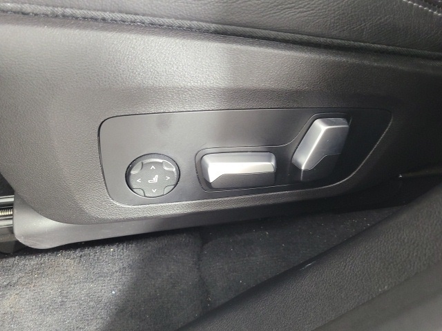 used 2022 BMW X3 car, priced at $28,357