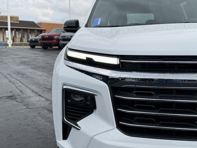 new 2026 Chevrolet Traverse car, priced at $43,795