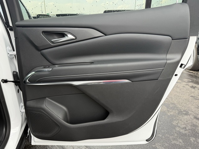 new 2026 Chevrolet Traverse car, priced at $43,795