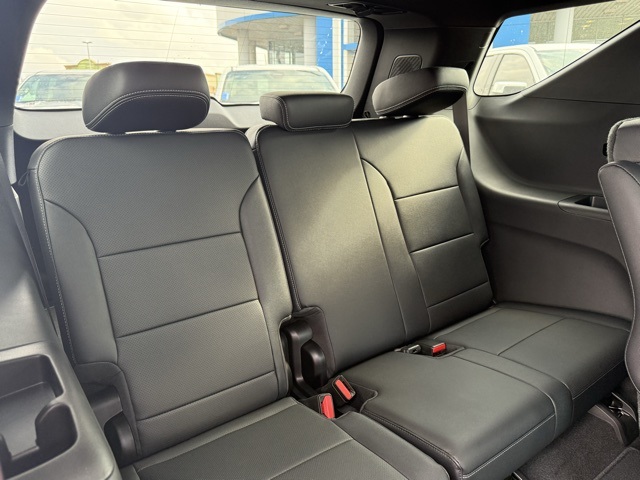 new 2026 Chevrolet Traverse car, priced at $43,795