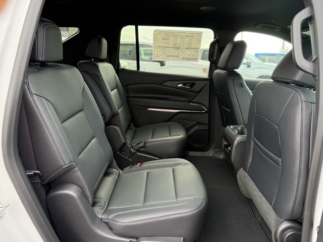 new 2026 Chevrolet Traverse car, priced at $43,795