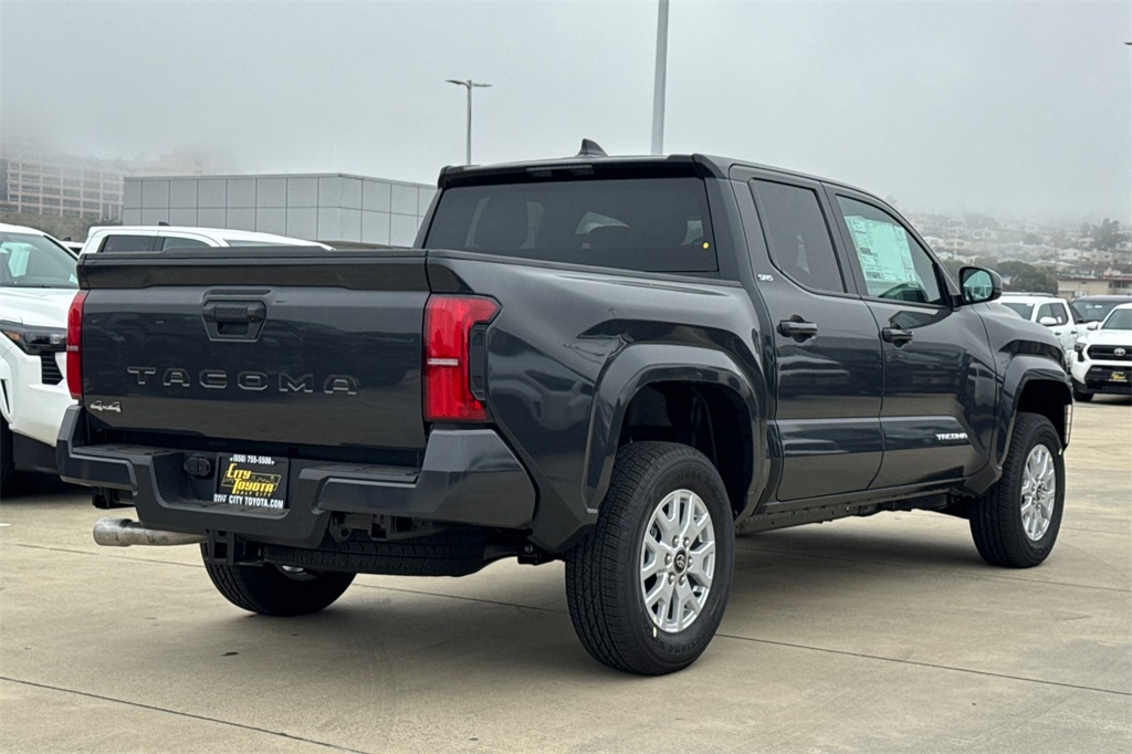 2025 Toyota Tacoma SR5 Double Cab photo 4