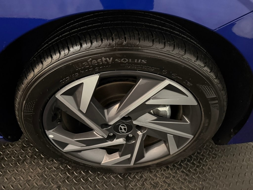 used 2025 Hyundai Elantra car, priced at $20,277