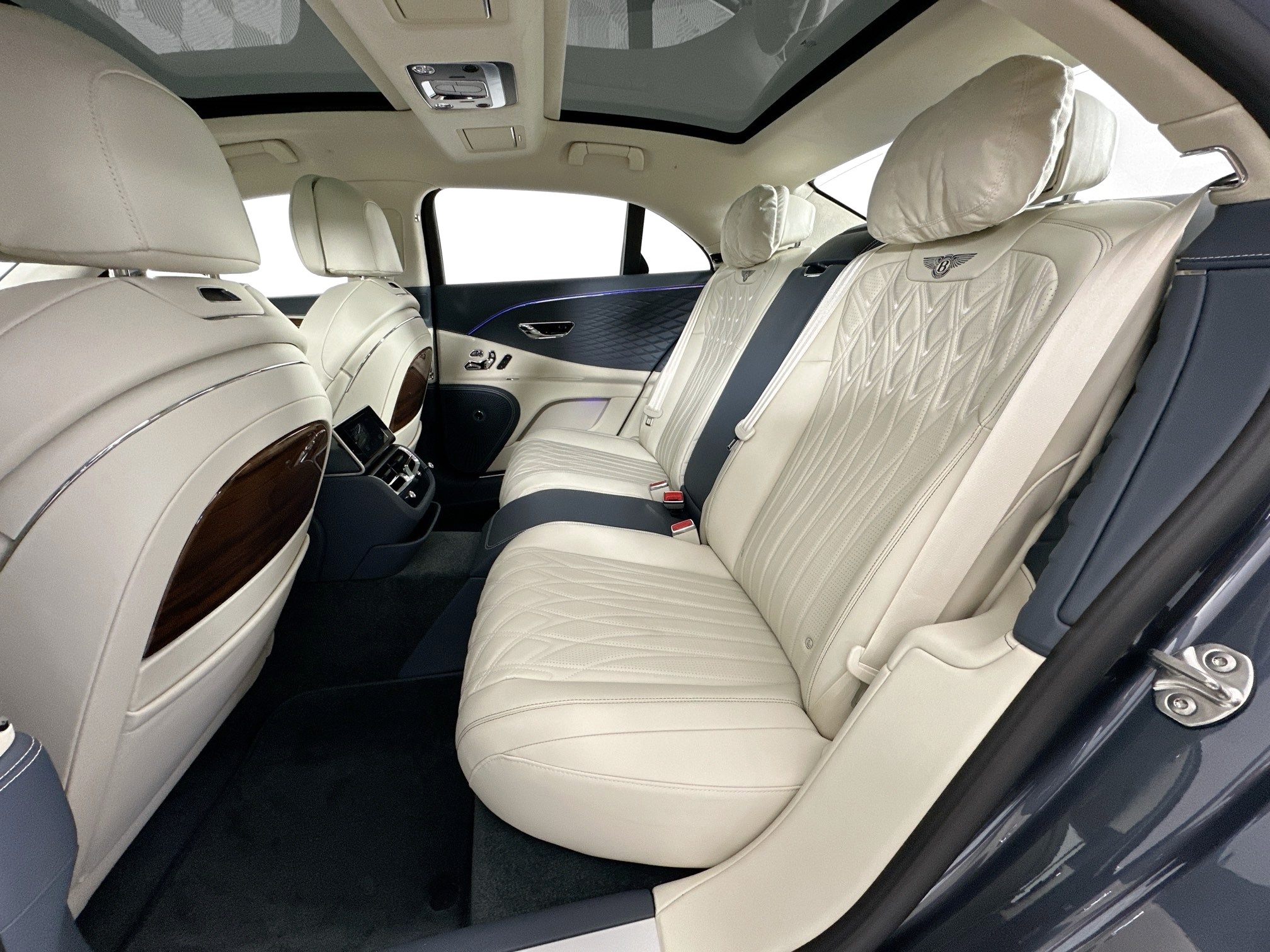 new 2026 Bentley Flying Spur car