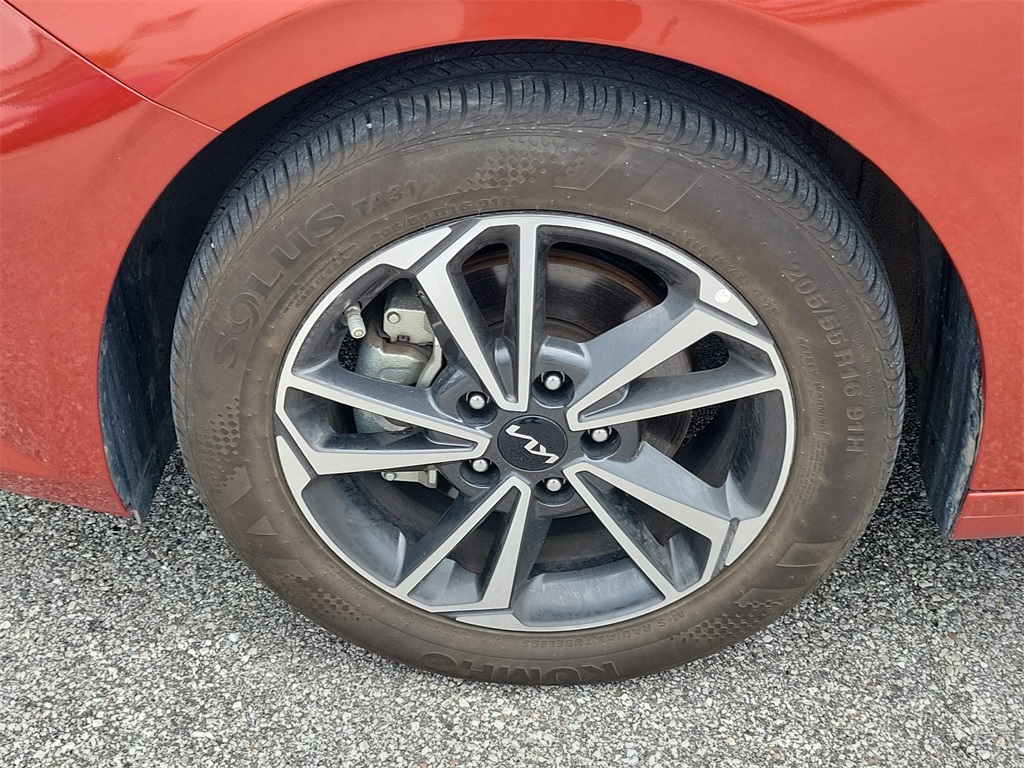 2023 Fire Orange Kia Forte LXS FWD Sedan
