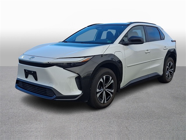 2024 Toyota bZ4X XLE's photo