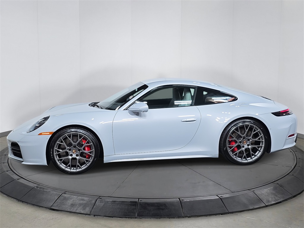 2025 Porsche 911 S photo 2