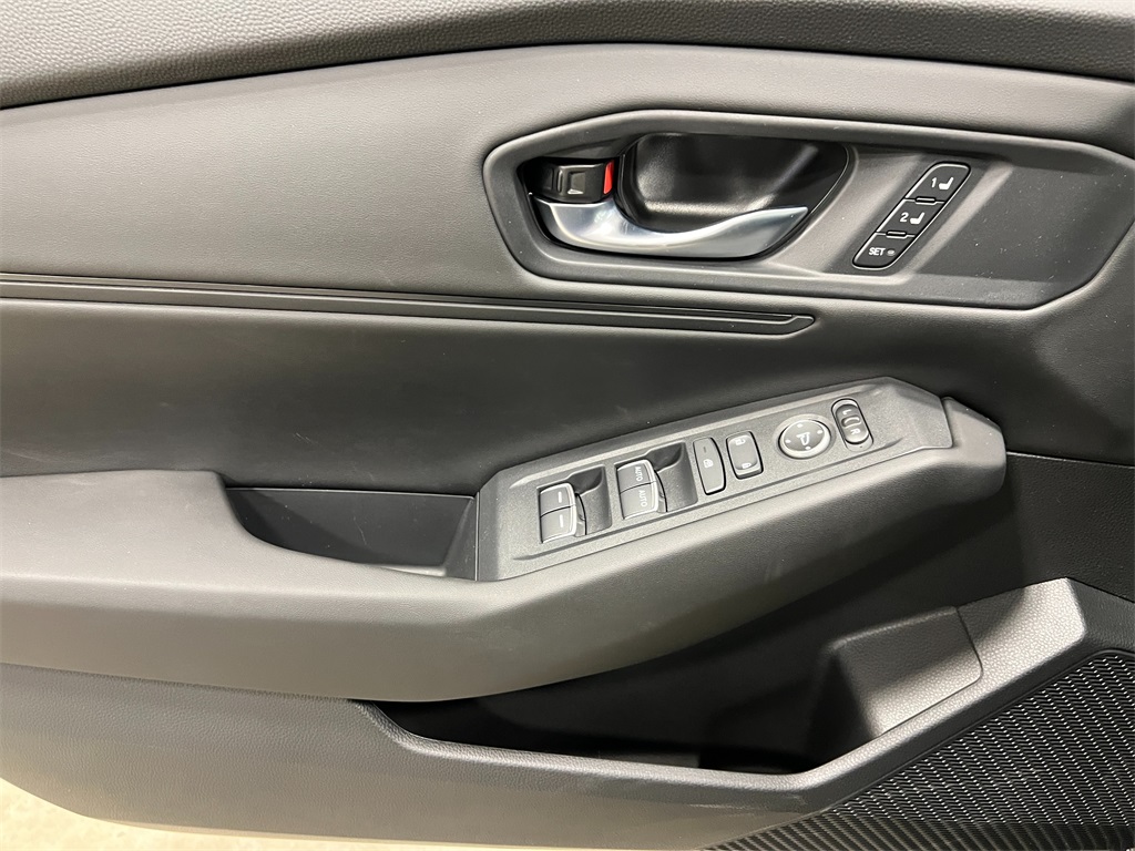 2025 Honda Accord Hybrid EX-L Sedan 4 Dr. FWD 15