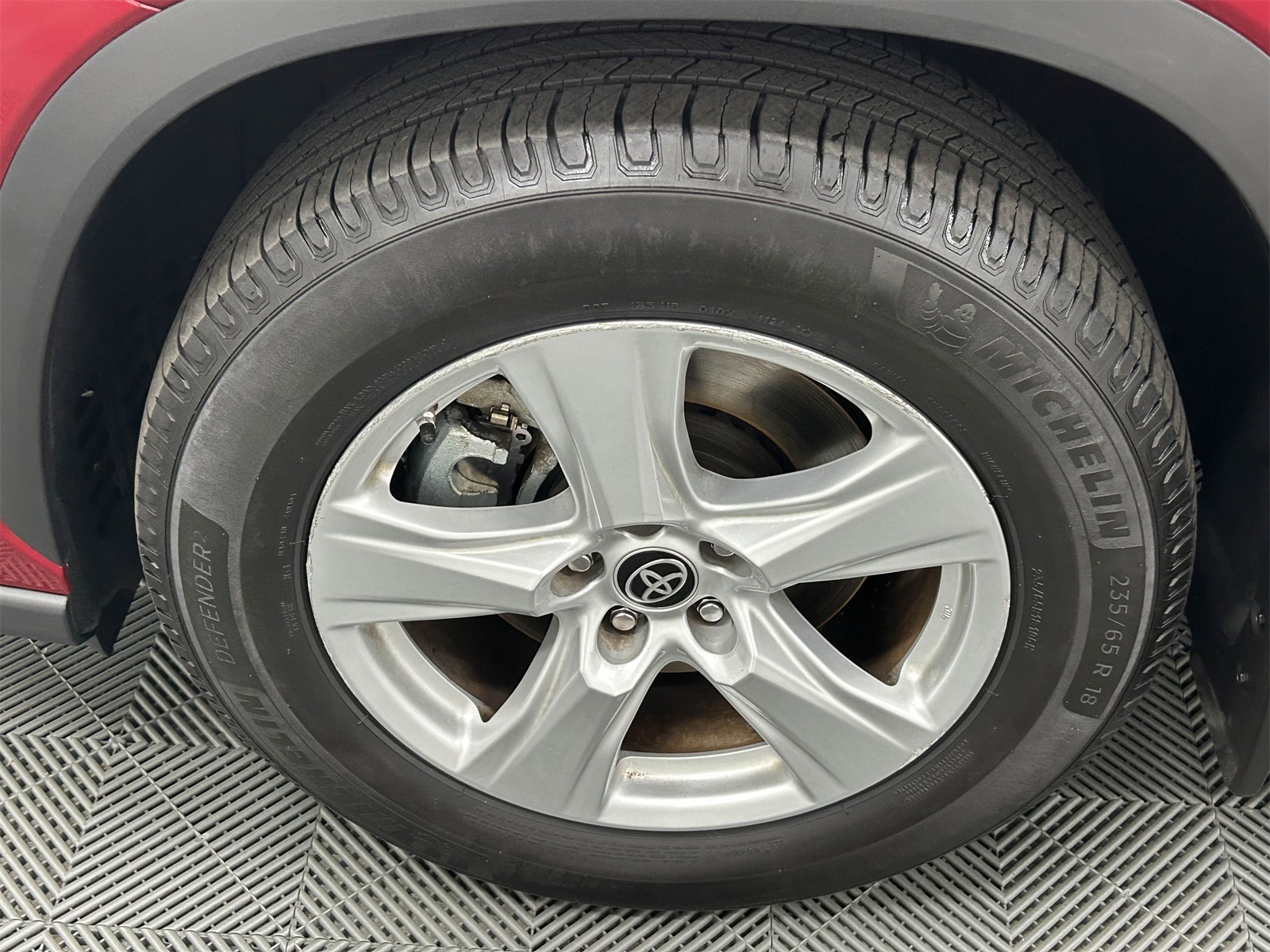 used 2022 Toyota Highlander car, priced at $25,995