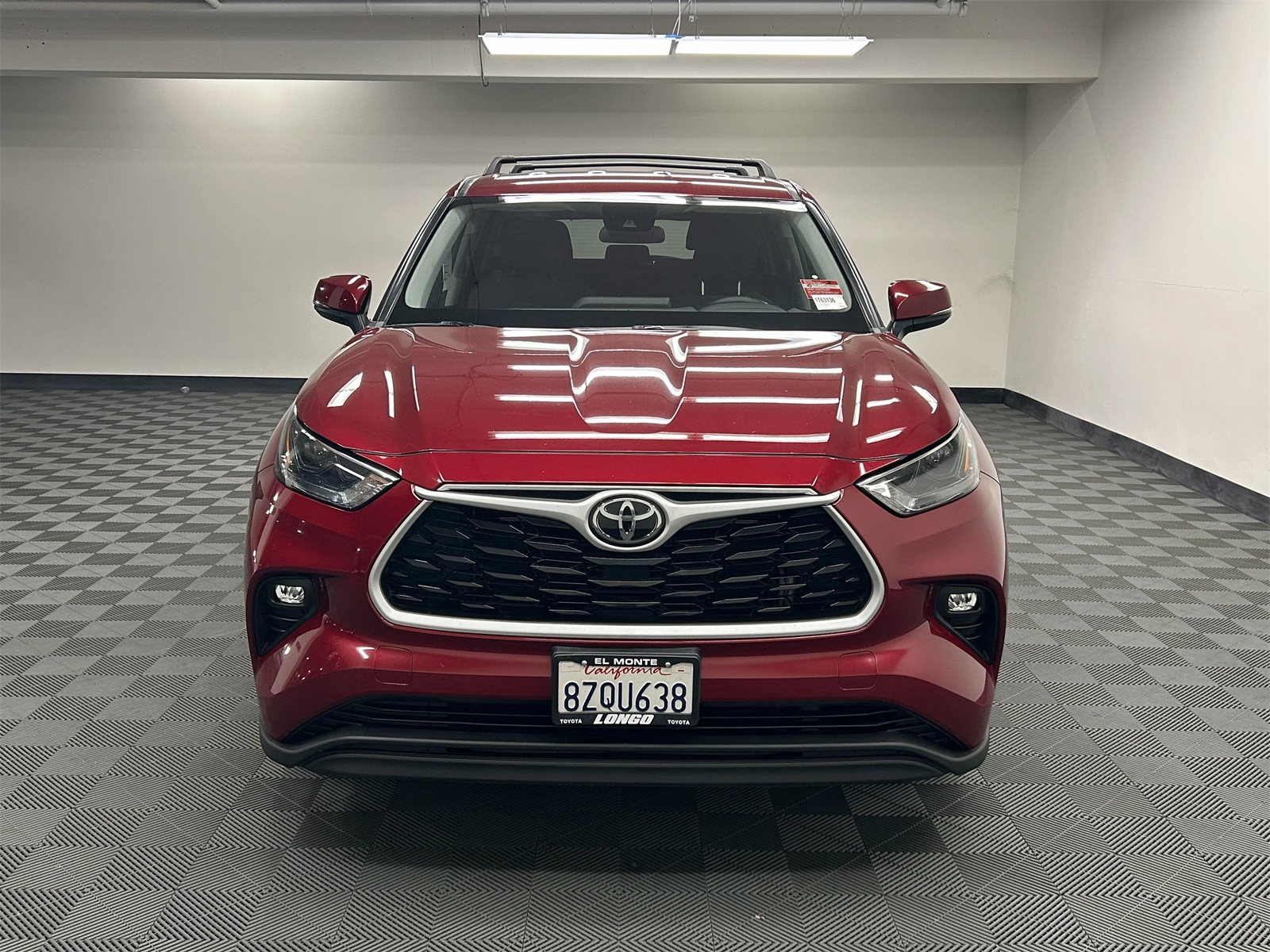 used 2022 Toyota Highlander car, priced at $25,995