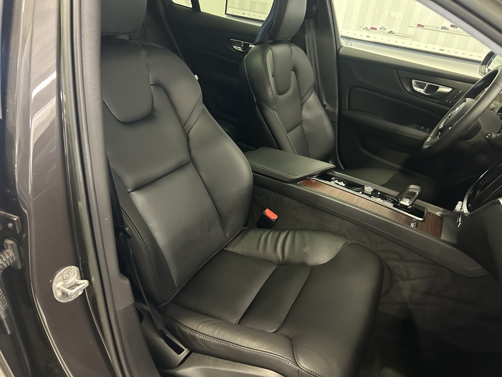 used 2023 Volvo V60 Cross Country car, priced at $37,979