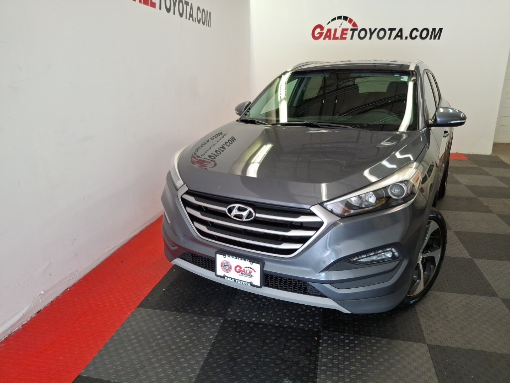 Used 2018 Hyundai Tucson Sport with VIN KM8J3CAL4JU771041 for sale in Enfield, CT