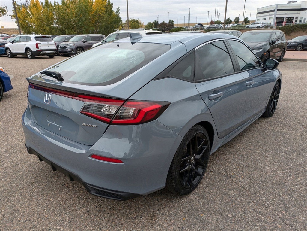 2022 Honda Civic Sport photo 2