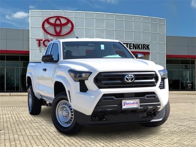 2025 Toyota Tundra SR5 CrewMax photo 6