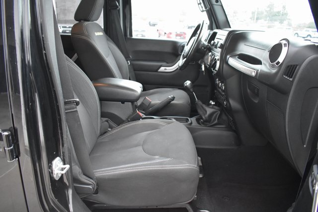 Used 2015 Jeep Wrangler SUV