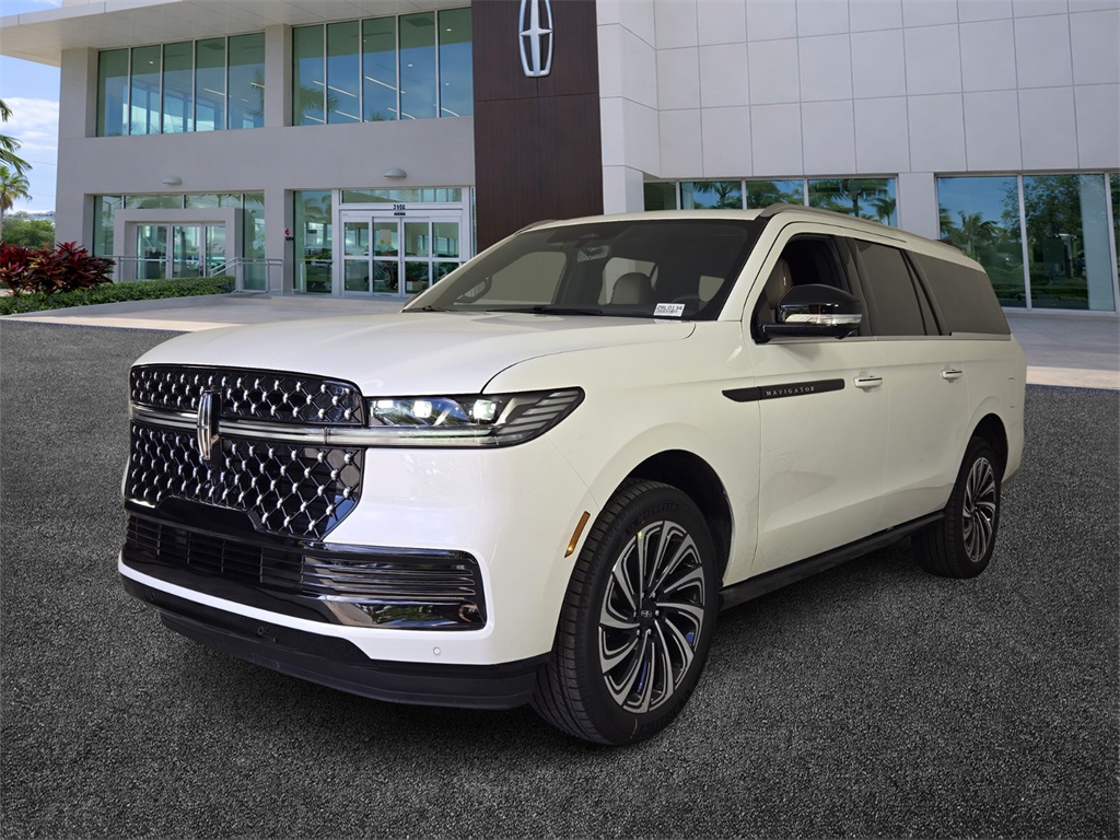 new 2026 Lincoln Navigator L car, priced at $127,535