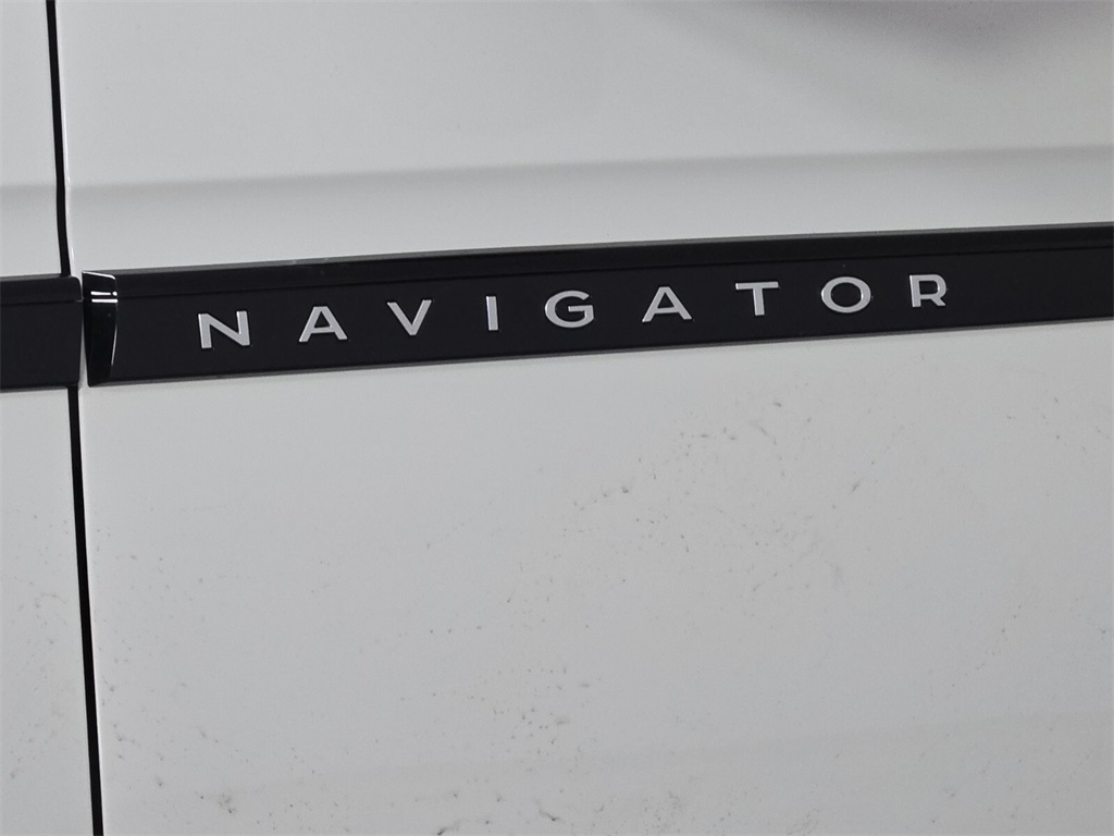 new 2026 Lincoln Navigator L car, priced at $127,535