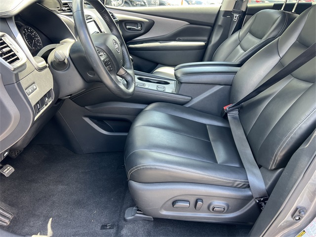 2023 Gun Metallic Nissan Murano SV FWD SUV