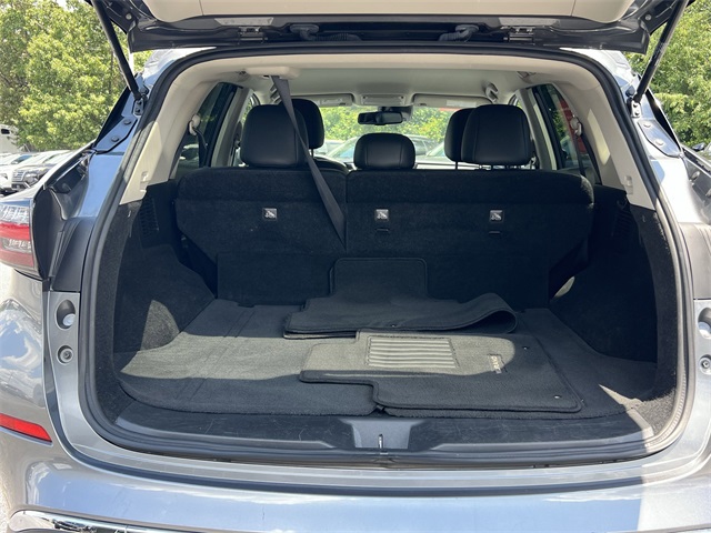 2023 Gun Metallic Nissan Murano SV FWD SUV