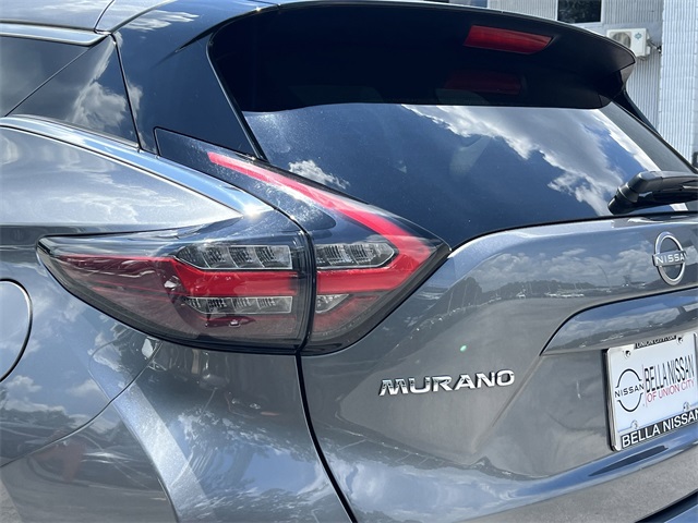 2023 Gun Metallic Nissan Murano SV FWD SUV