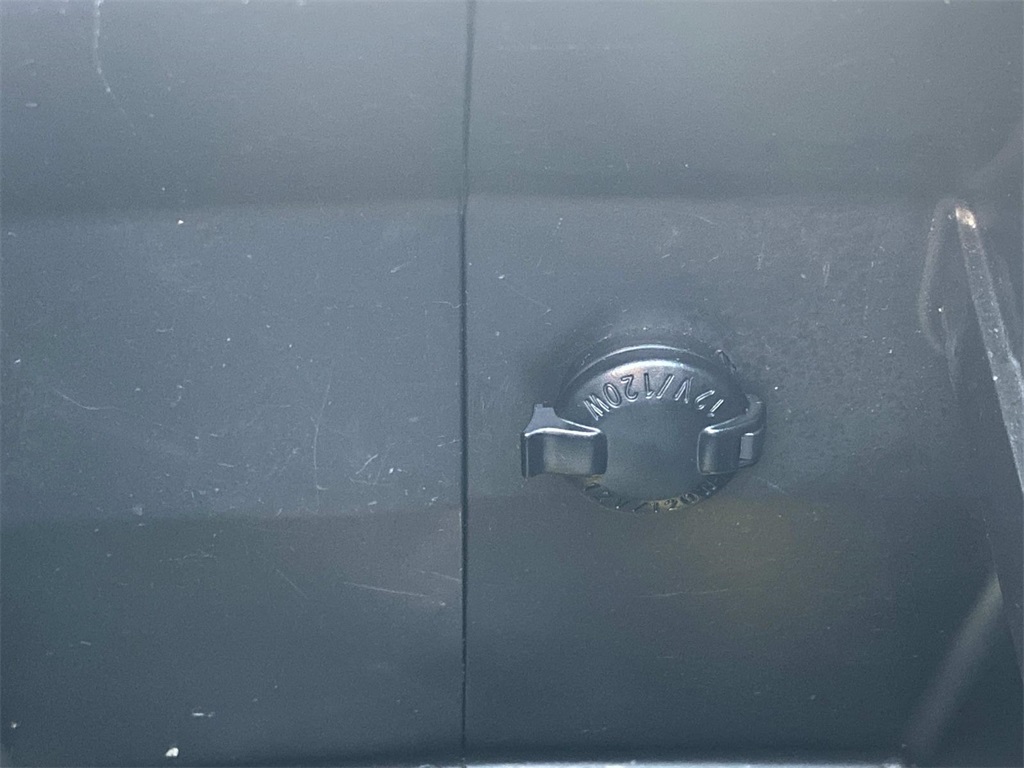 2020 Midnight Black Metallic Toyota Highlander XLE AWD SUV