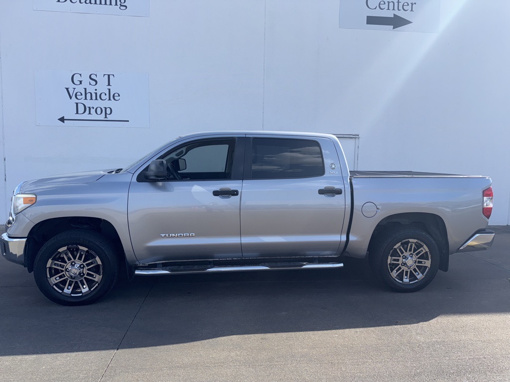 2014 Toyota Tundra SR5 photo 2