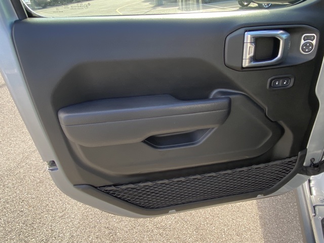 used 2022 Jeep Gladiator car, priced at $32,800