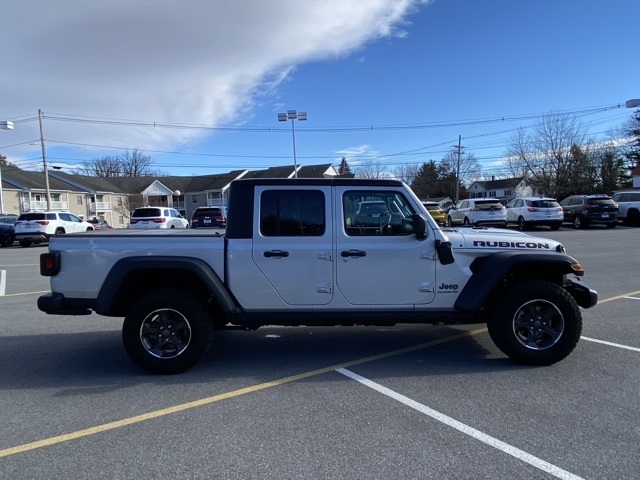 used 2022 Jeep Gladiator car, priced at $32,800