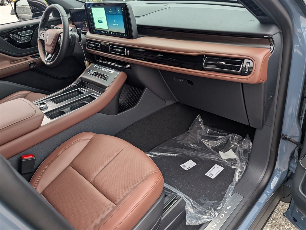 new 2026 Lincoln Aviator car, priced at $70,675