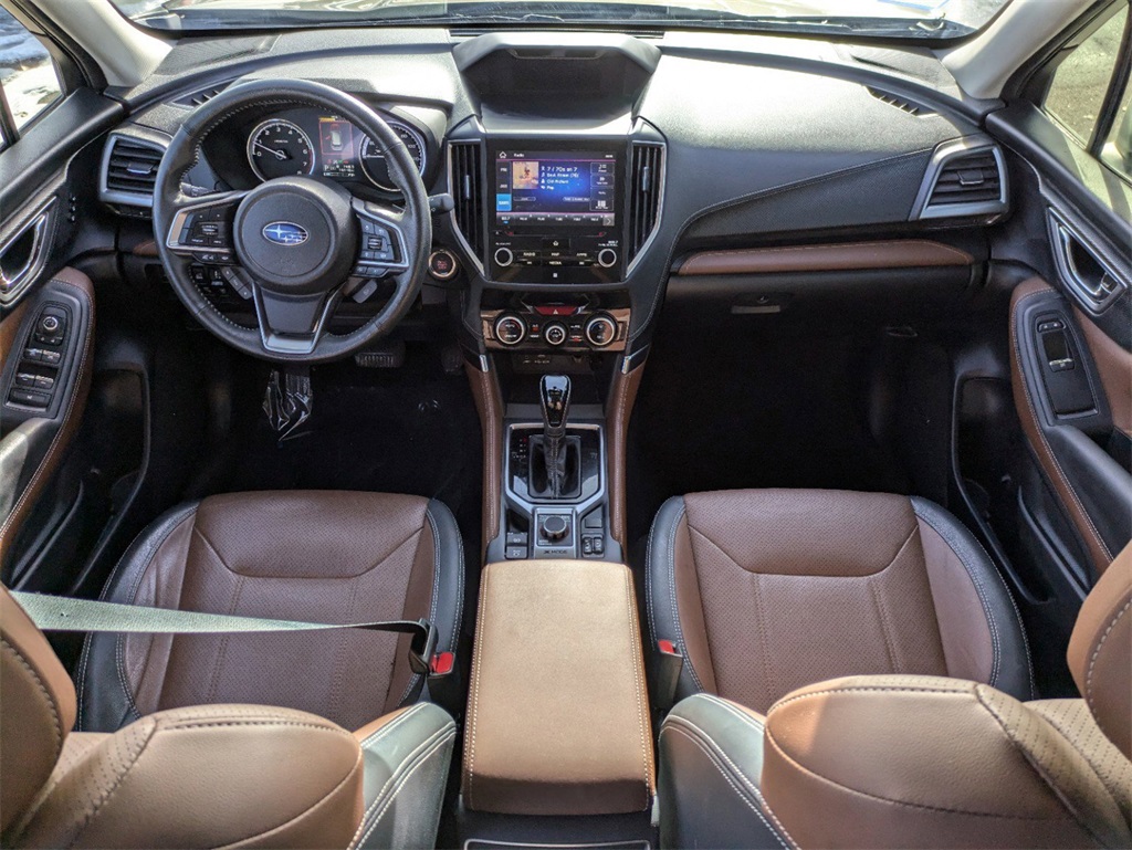 2022 Subaru Forester Touring photo 17