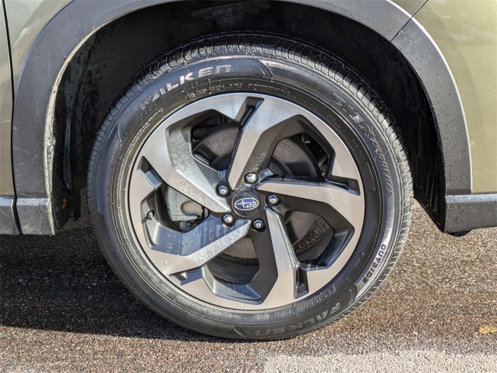 2022 Subaru Forester Touring photo 24