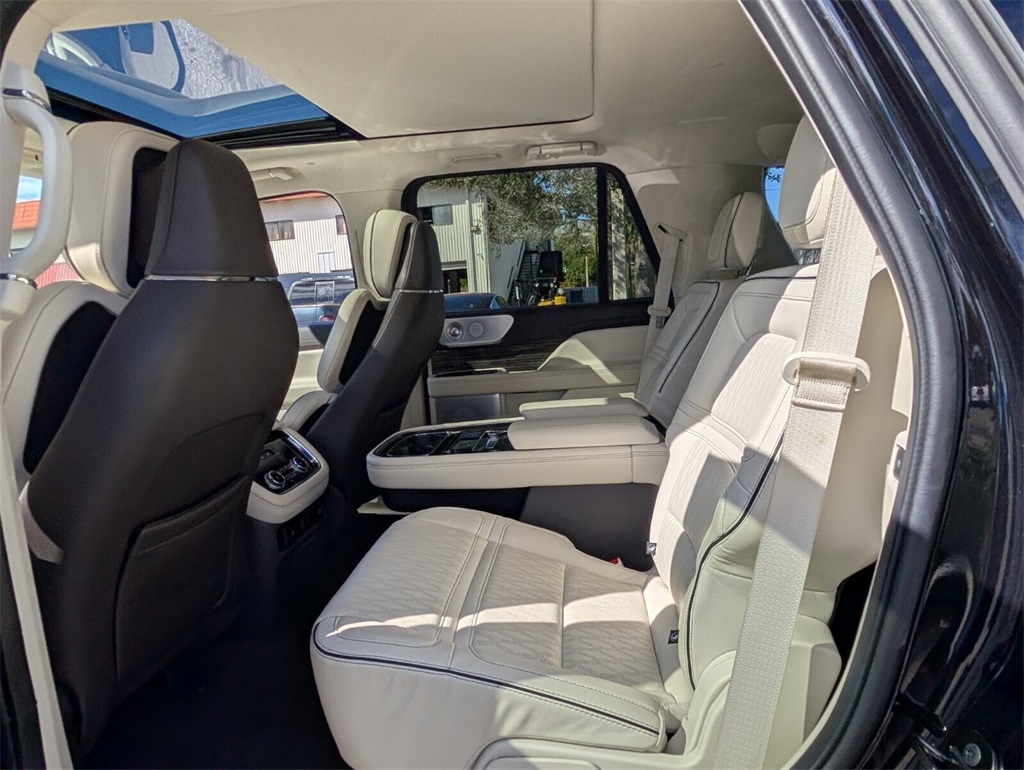 used 2020 Lincoln Navigator car, priced at $54,988