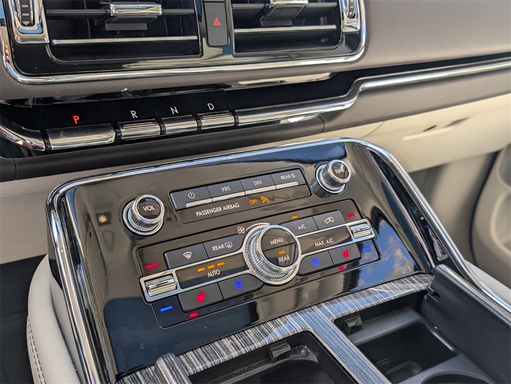 used 2020 Lincoln Navigator car, priced at $54,988