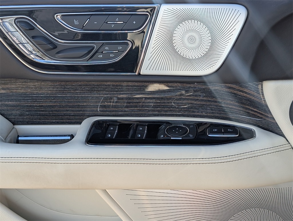 used 2020 Lincoln Navigator car, priced at $54,988