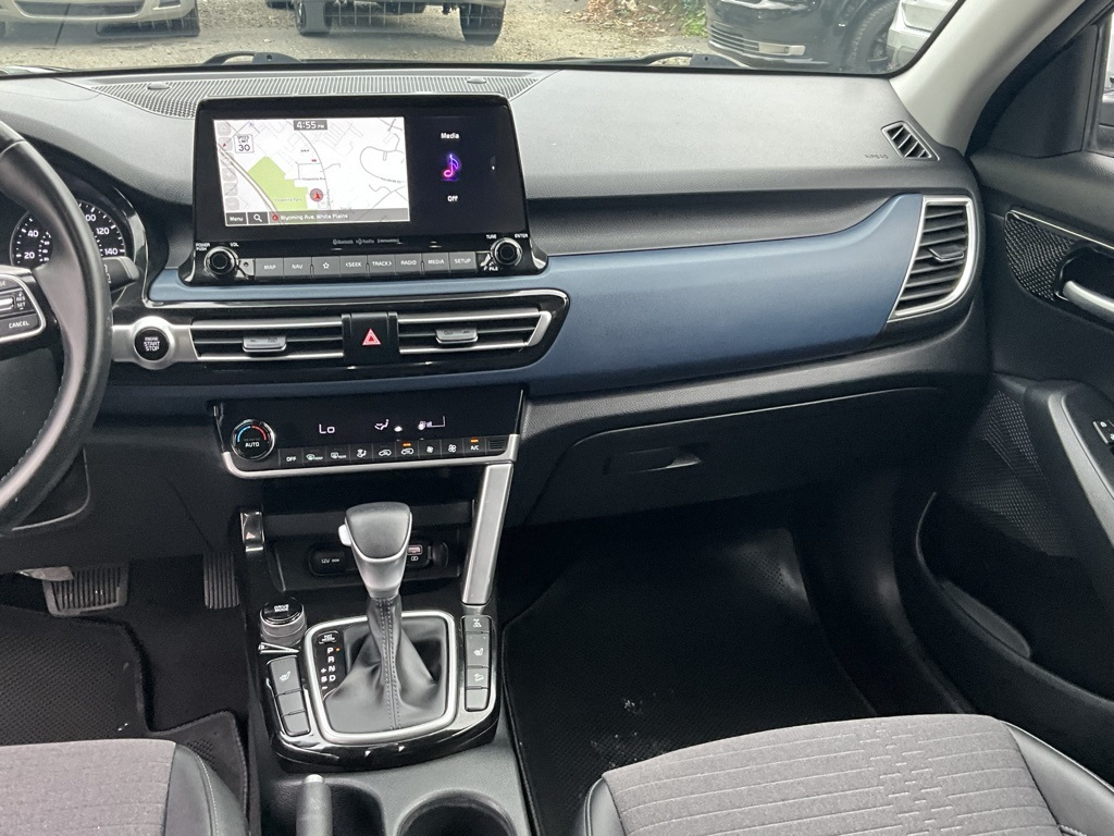 2023 Kia Seltos S photo 25