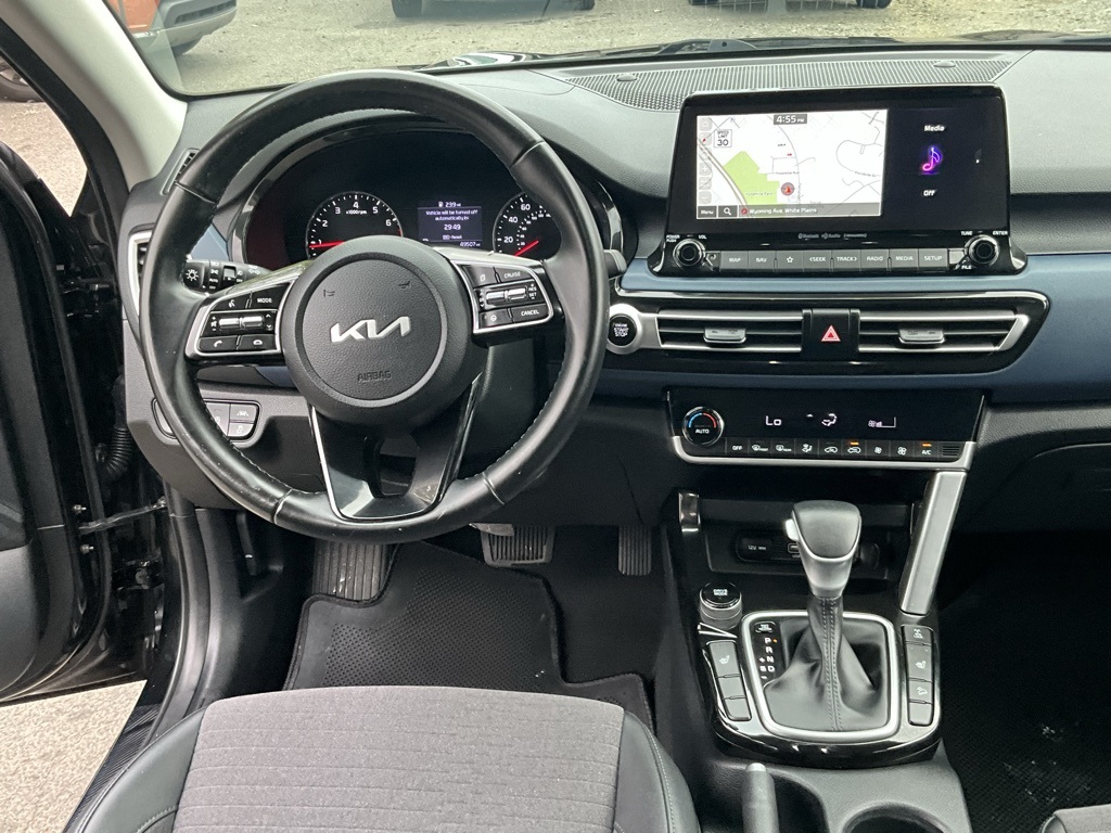 2023 Kia Seltos S photo 26