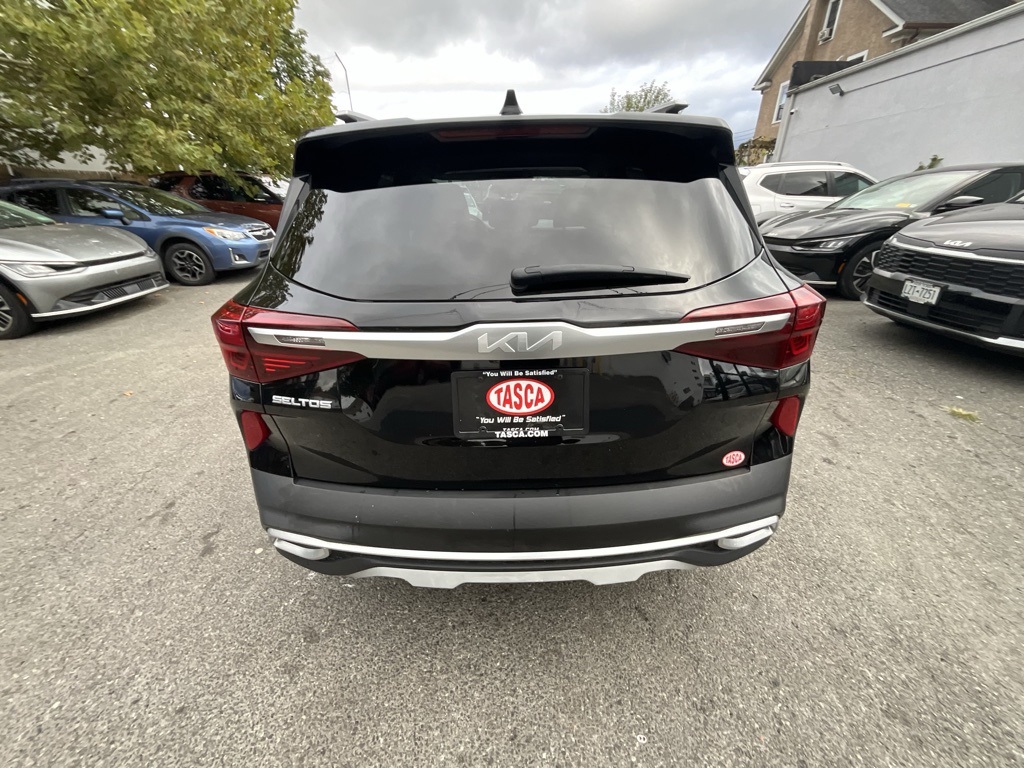 2023 Kia Seltos S photo 5