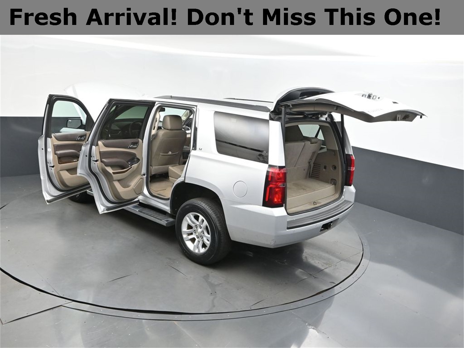 2019 Silver Ice Metallic Chevrolet Tahoe LT RWD SUV
