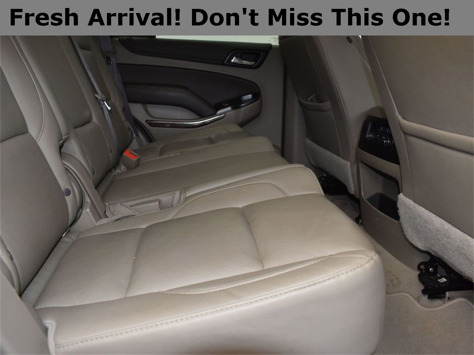 2019 Silver Ice Metallic Chevrolet Tahoe LT RWD SUV