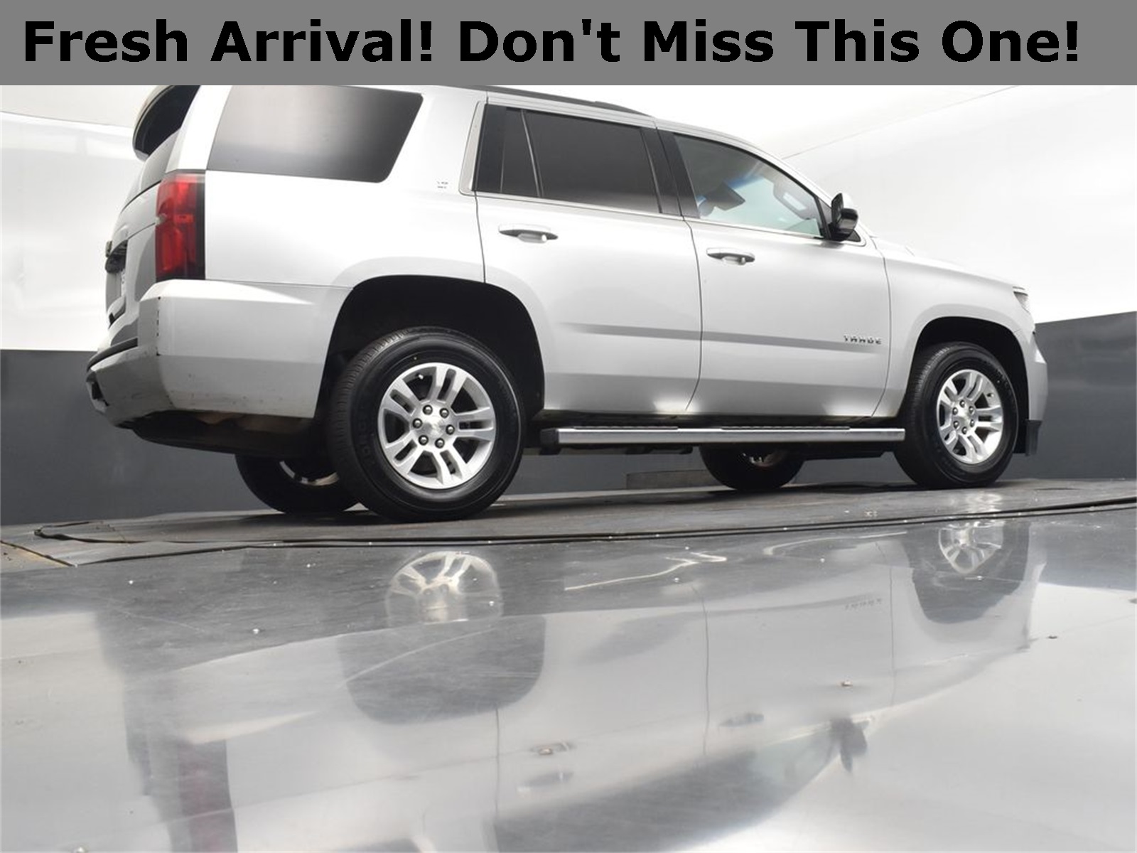 2019 Silver Ice Metallic Chevrolet Tahoe LT RWD SUV