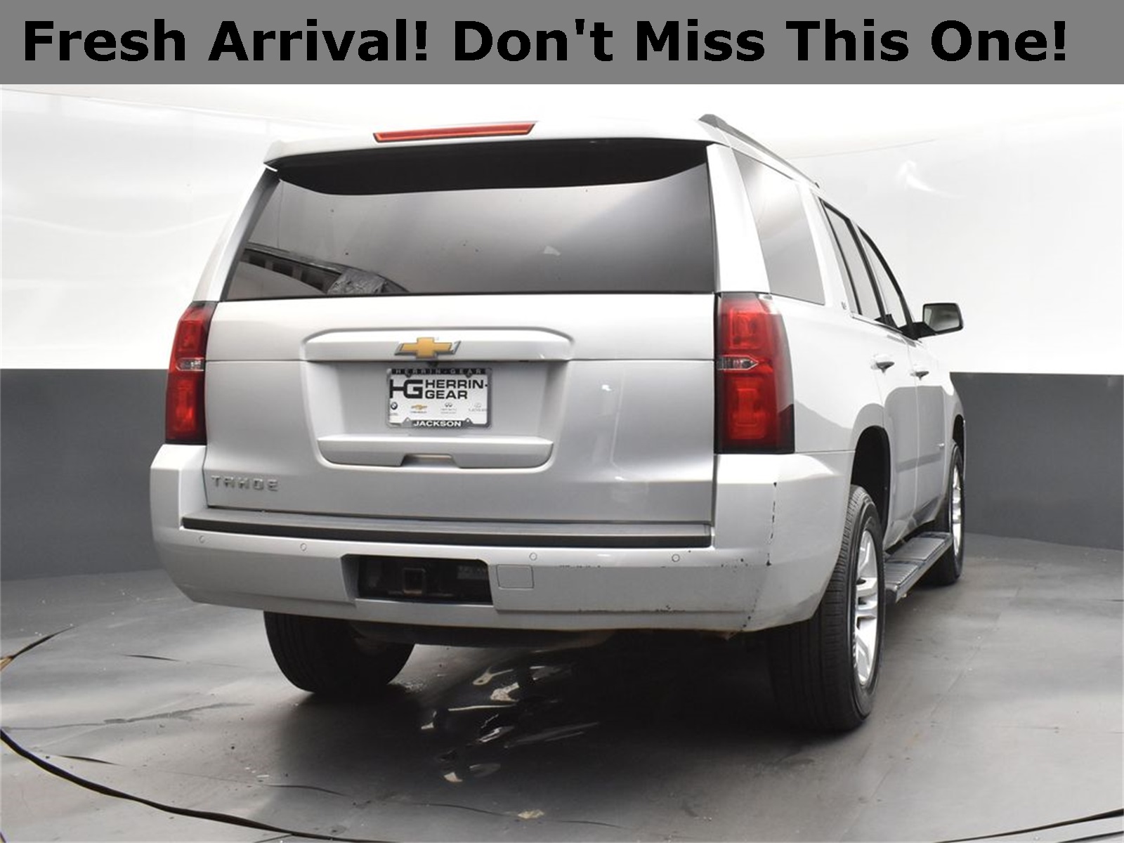 2019 Silver Ice Metallic Chevrolet Tahoe LT RWD SUV