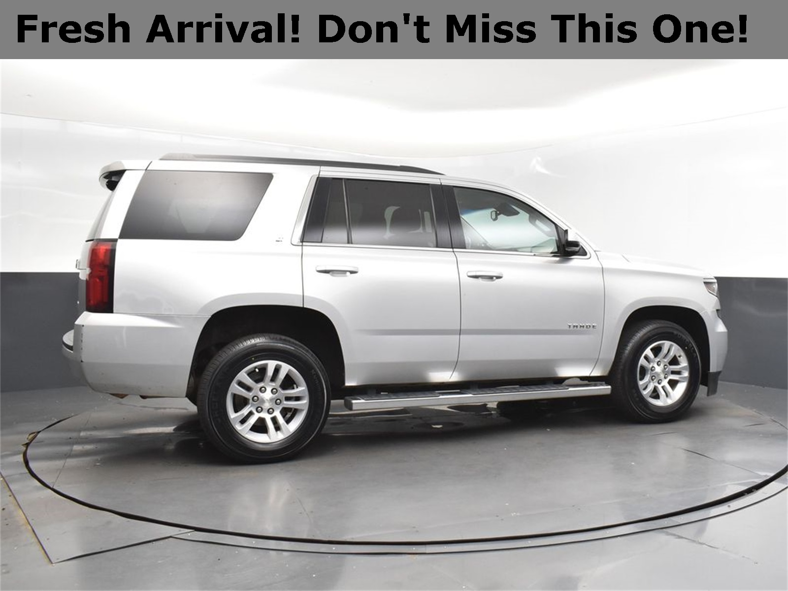 2019 Silver Ice Metallic Chevrolet Tahoe LT RWD SUV