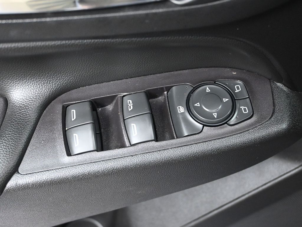 2020 Chevrolet Equinox LT photo 8