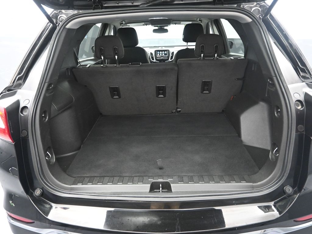 2020 Chevrolet Equinox LT photo 27